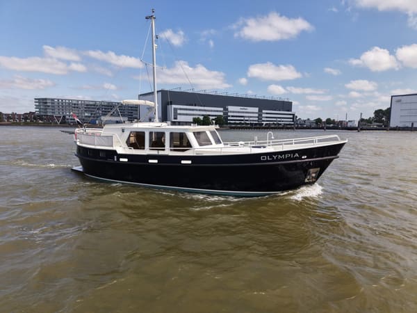 Monty Bank Kotter 41 AK Cabrio 1993 – Stalen kotter met 6 kojen