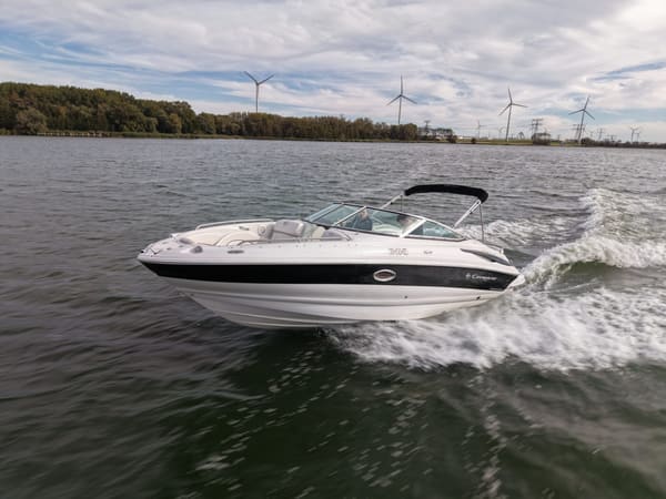 Crownline 265 SS 2011 – 300 pk, droog gestald