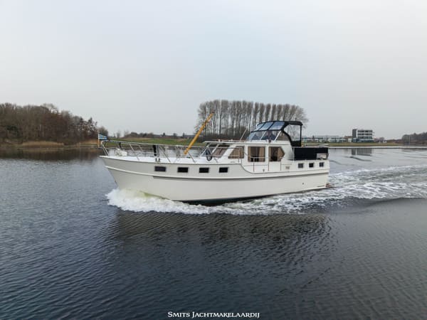 Stevens Columbus 10.70 AK 1989 – werfgetimmerd teak