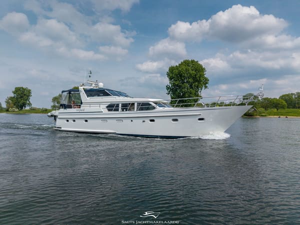 Van der Valk Continental 15.50 Cabrio 2002 – Luxe staal met joystick