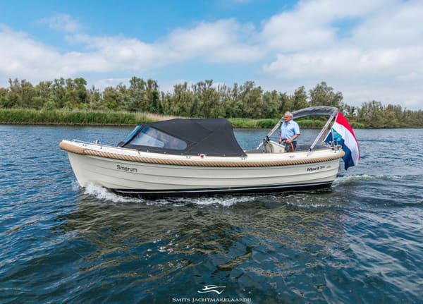 Maril 7.30 Sloep 2012 – Laag doorvaartschip met kuiptent