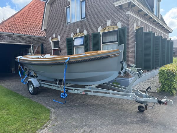 Sloep 6.25m 2025 – houten kapiteinssloep met dieselmotor