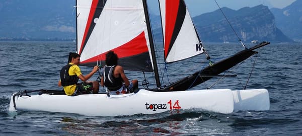 Topper Cat 14 2024 – Giekloze catamaran voor 3 personen
