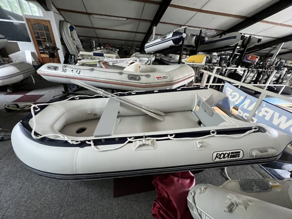 Rodi 320 rubberboot 2010 – compleet met accessoires
