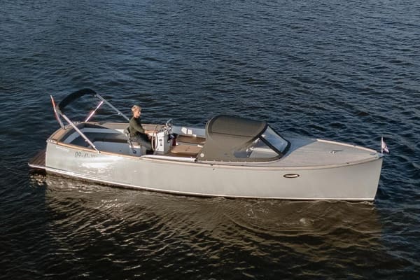 AdmiralsTender C28 2009 – recent gerenoveerd, Direct diesel