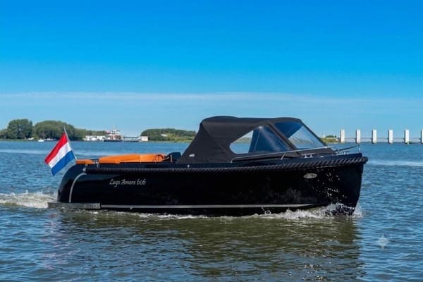 Lago Amore 606 Tender 2026 – compleet vaarklaar met buiskap