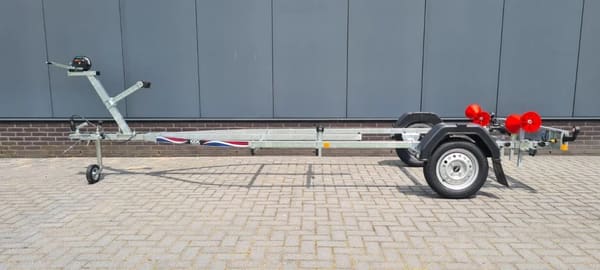 Kicktrailer KT750r 2026 – Ongeremde rubberboottrailer 750 kg
