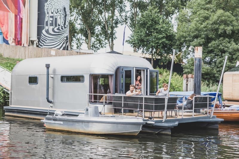 The Coon 1000 Houseboat foto 1