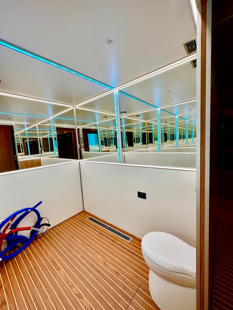 Holiday Boat Sundeck 57 Passenger Catamaran foto 13
