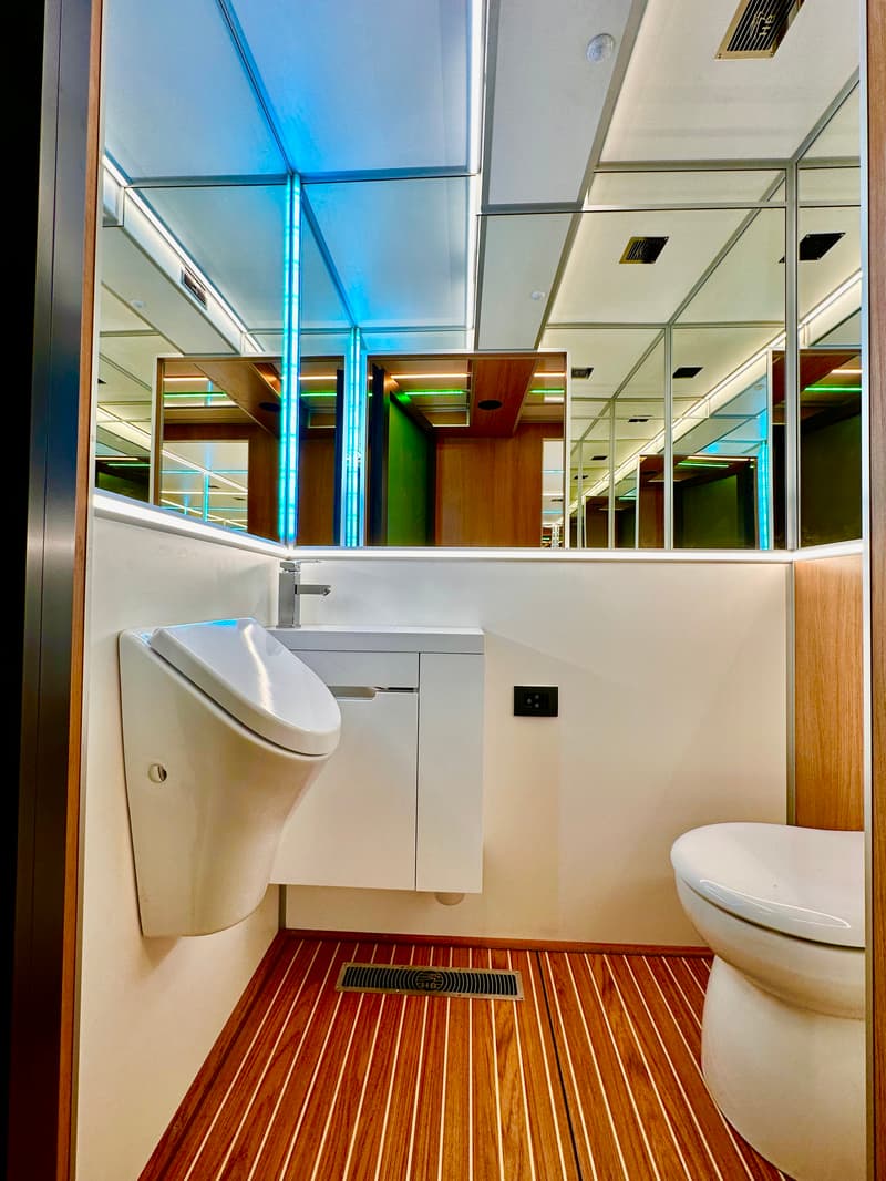 Holiday Boat Sundeck 57 Passenger Catamaran foto 10