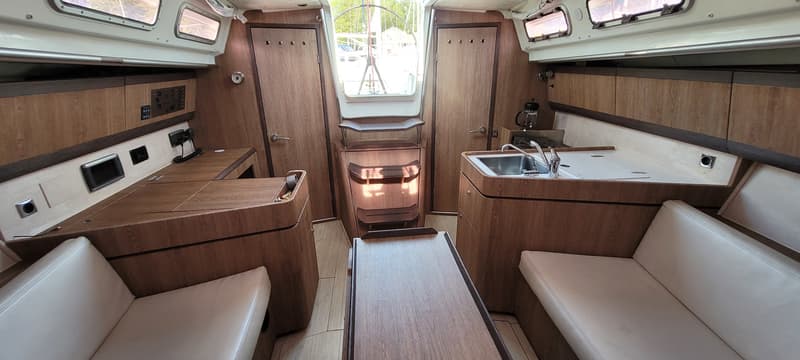 Beneteau First 40 foto 18