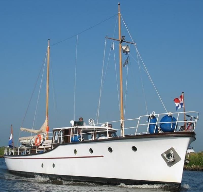 De Vries Lentsch Bakdeksalonkruiser 18.00 foto 4