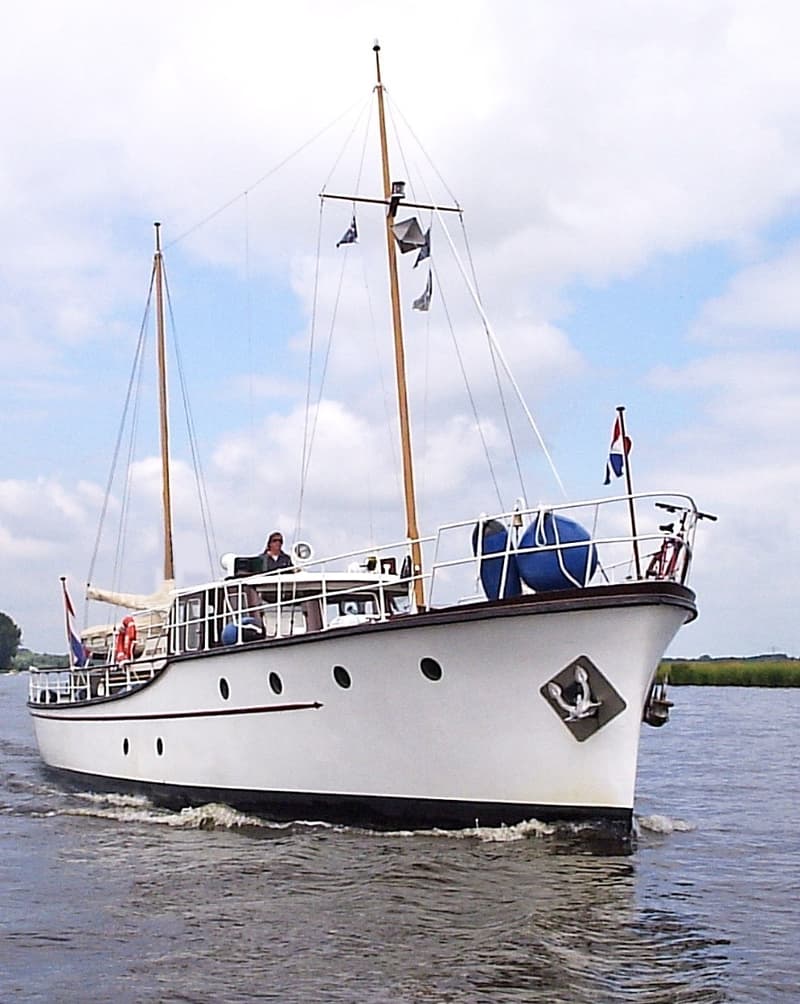 De Vries Lentsch Bakdeksalonkruiser 18.00 foto 3