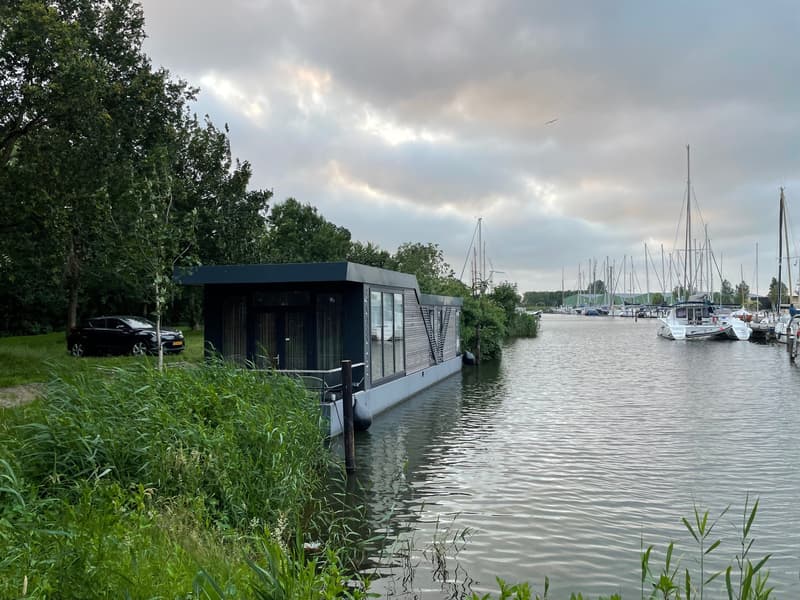 Aquavive Houseboat 1500 Met Vaste Overneembare Ligplaats In Warns foto 3