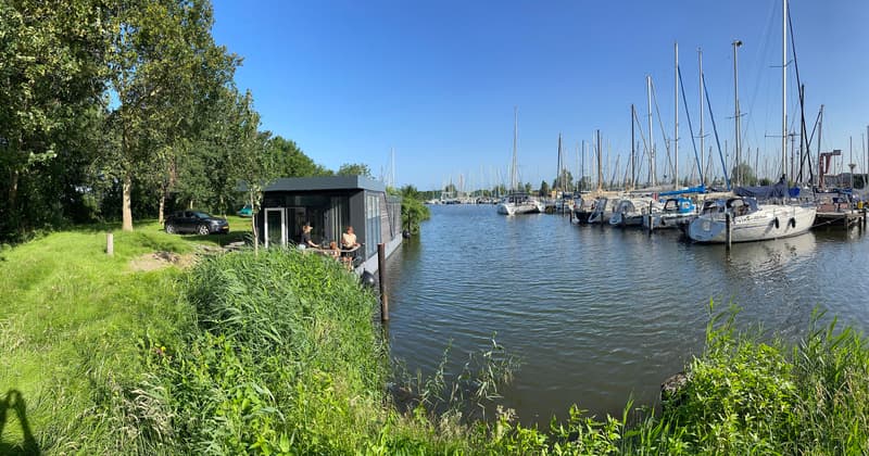 Aquavive Houseboat 1500 Met Vaste Overneembare Ligplaats In Warns foto 4