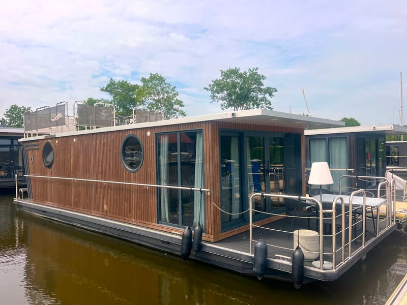 Nordic Season Houseboat NS 40 Eco 36m2 Sneekermeer Ligplaats foto 1