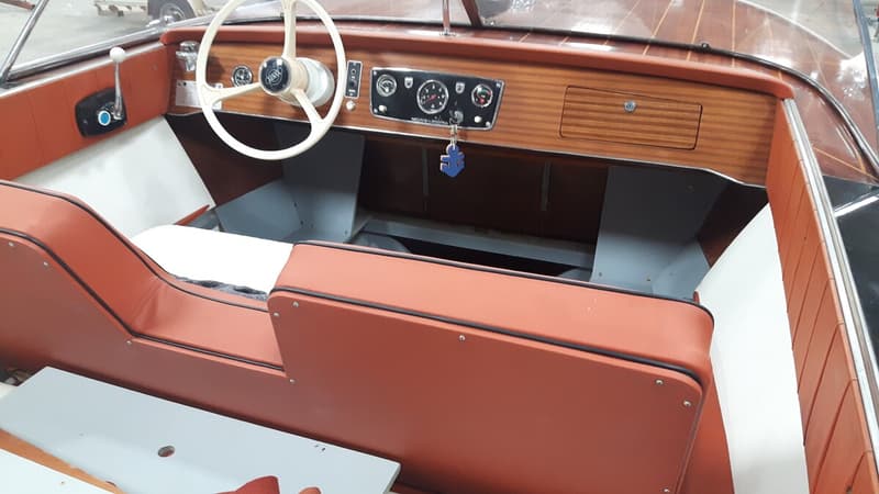 Pedrazzini Cavallino 570 foto 6