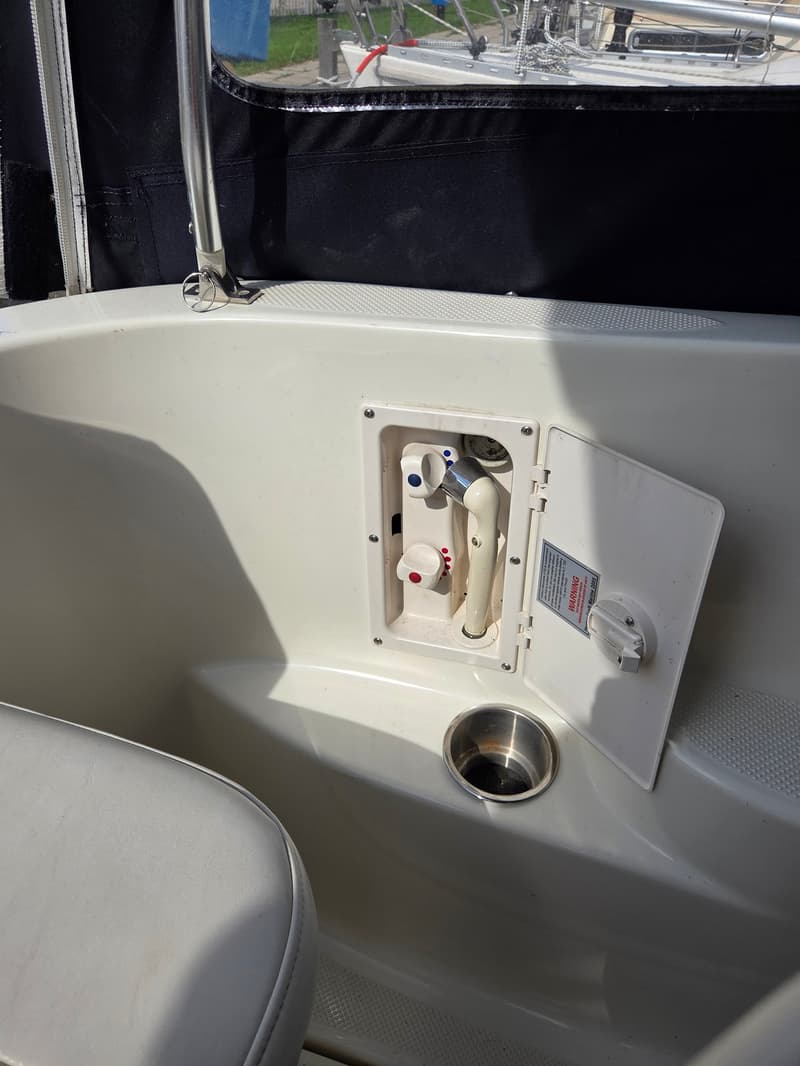 Bayliner 275 foto 7