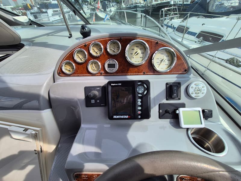 Bayliner 275 foto 10