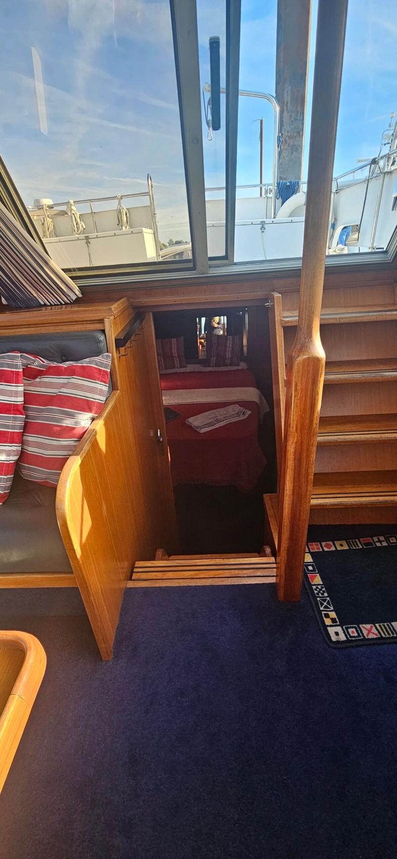 Neptunus 133 Flybridge foto 15