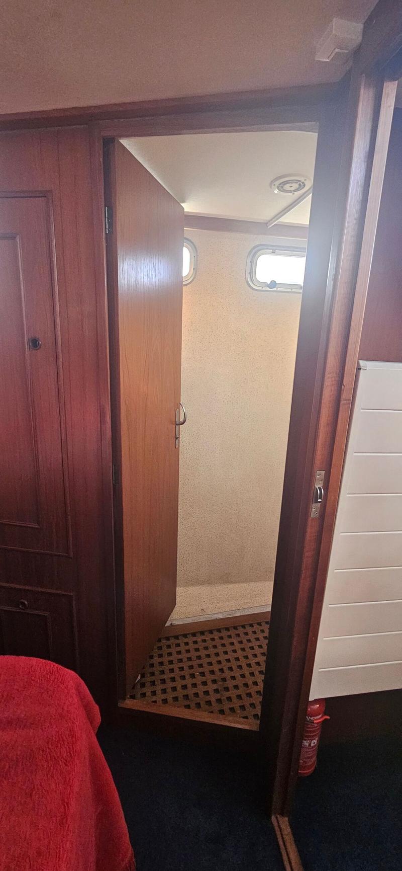 Neptunus 133 Flybridge foto 18