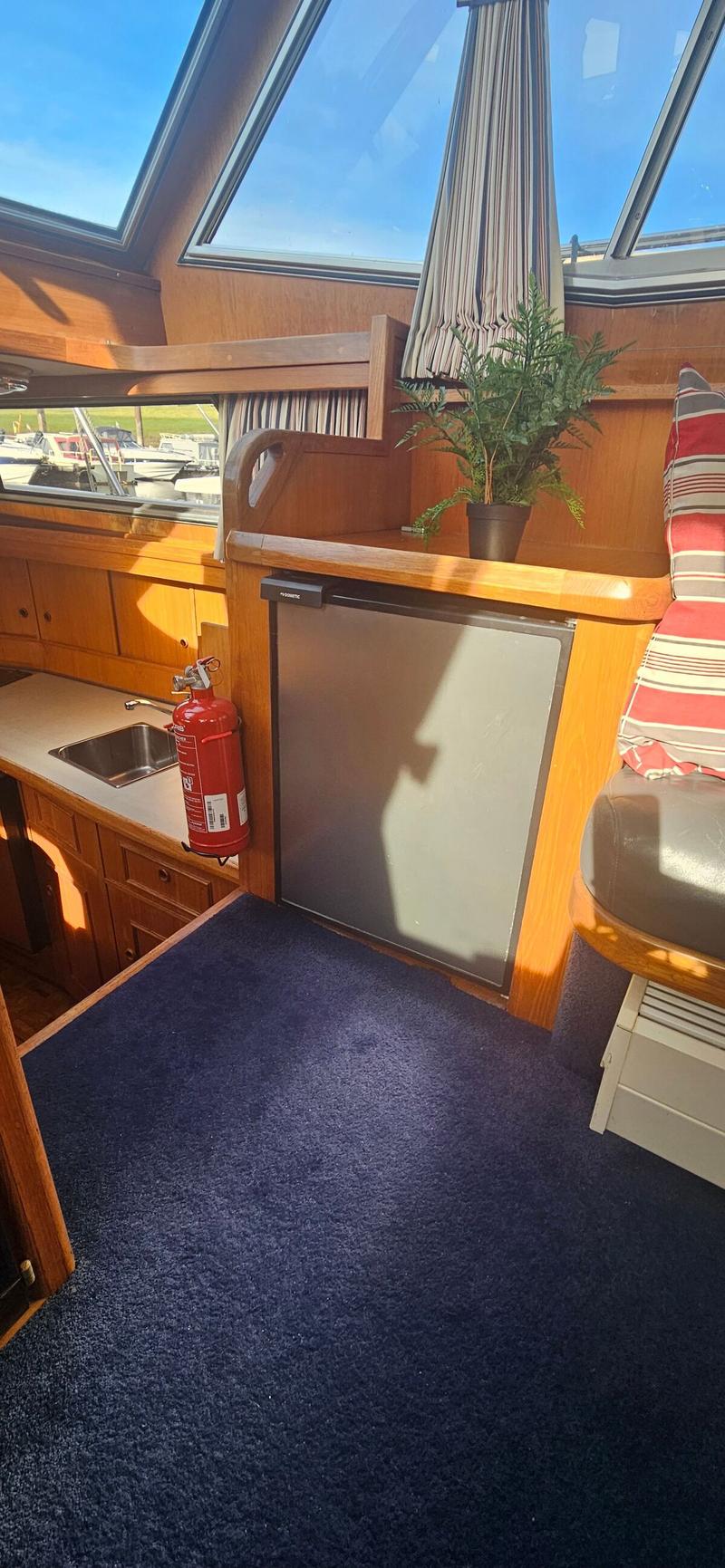 Neptunus 133 Flybridge foto 22