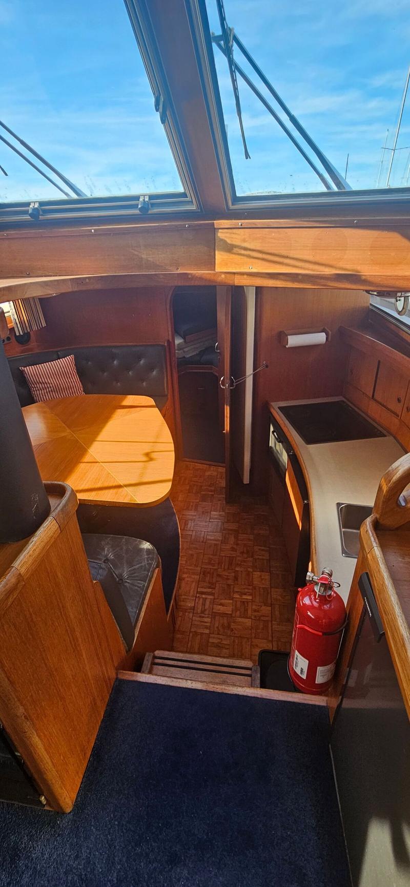 Neptunus 133 Flybridge foto 23