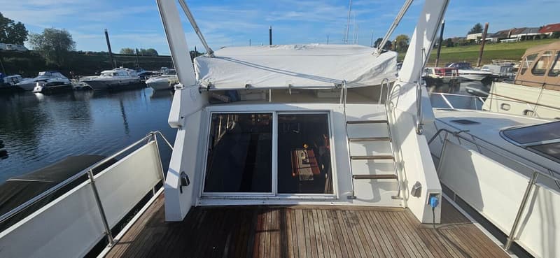 Neptunus 133 Flybridge foto 10