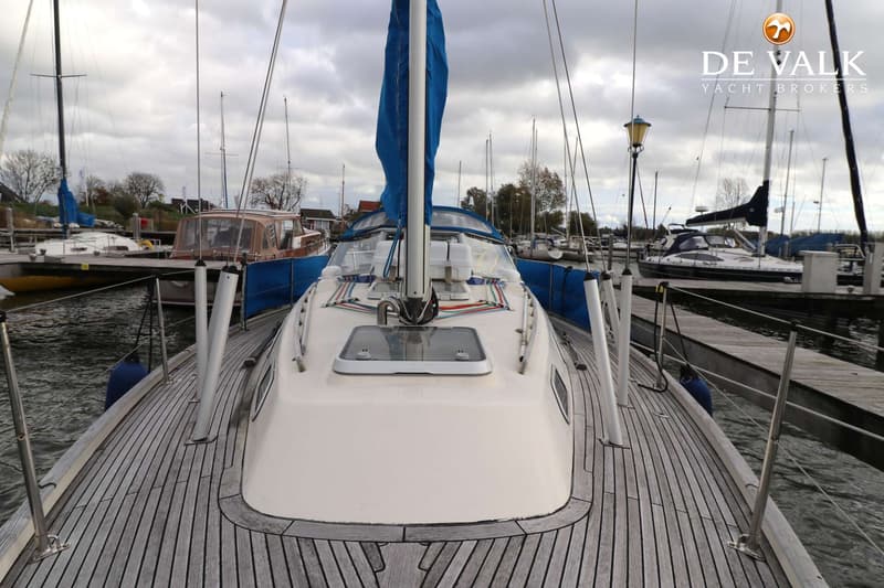 Hallberg Rassy 34 foto 13