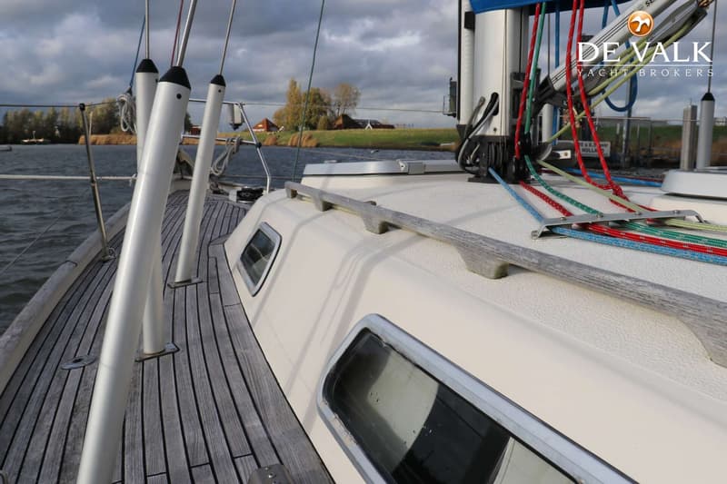 Hallberg Rassy 34 foto 14
