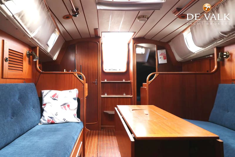 Hallberg Rassy 34 foto 23