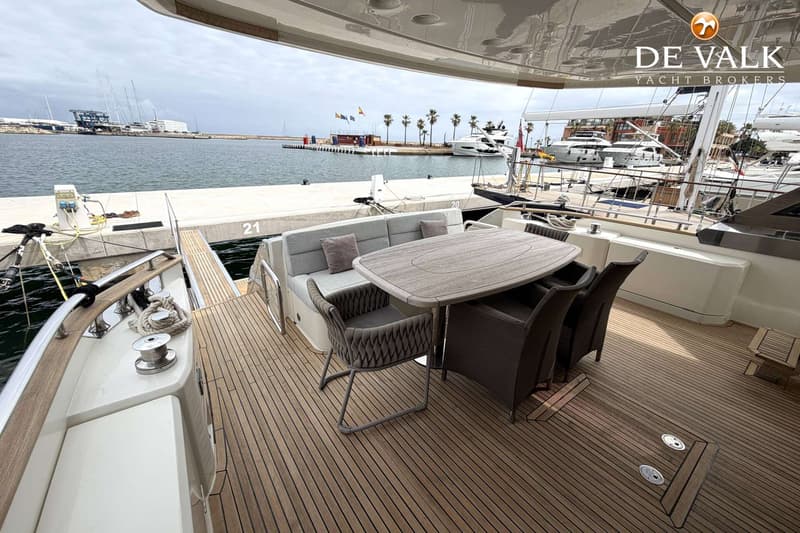 Monte Carlo Yachts 65 foto 13