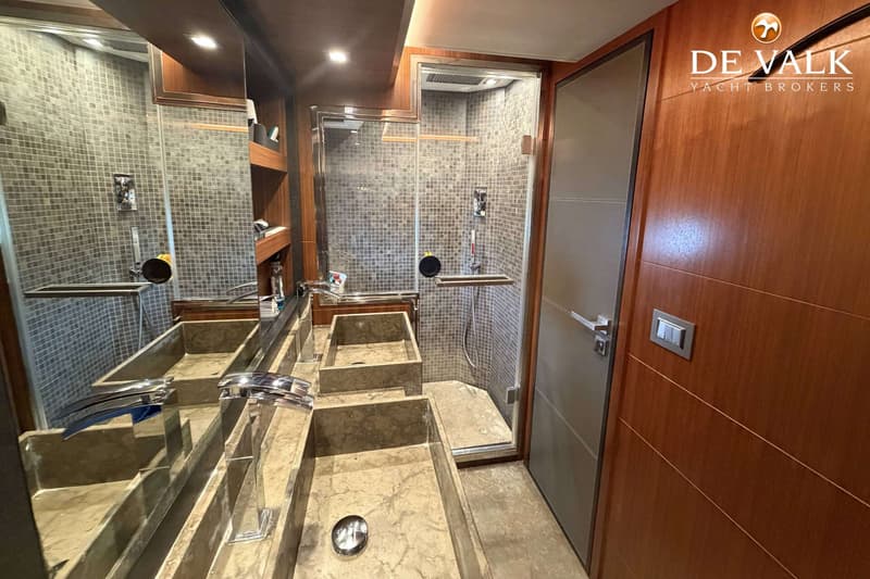 Monte Carlo Yachts 65 foto 32