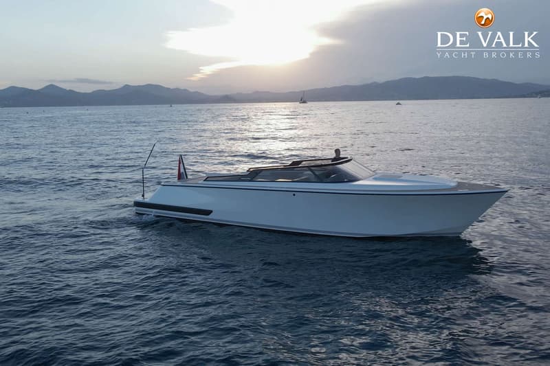 Reborn 40 R Cabin foto 12
