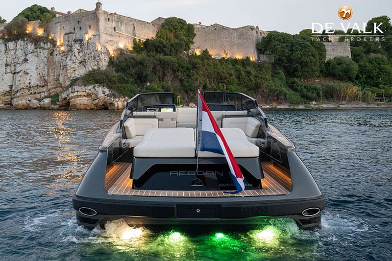 Reborn 38 Bowrider foto 7