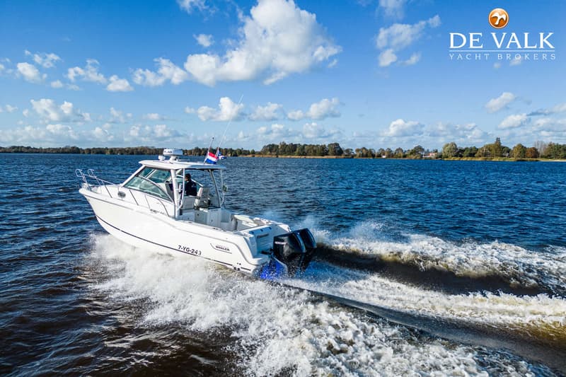 Boston Whaler 285 Conquest Pilothouse foto 14