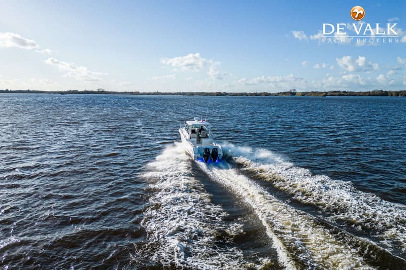 Boston Whaler 285 Conquest Pilothouse foto 16