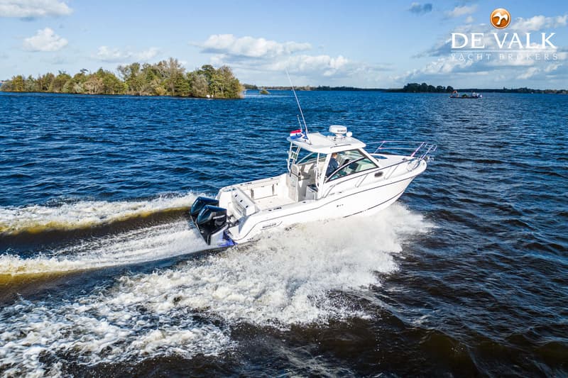 Boston Whaler 285 Conquest Pilothouse foto 18