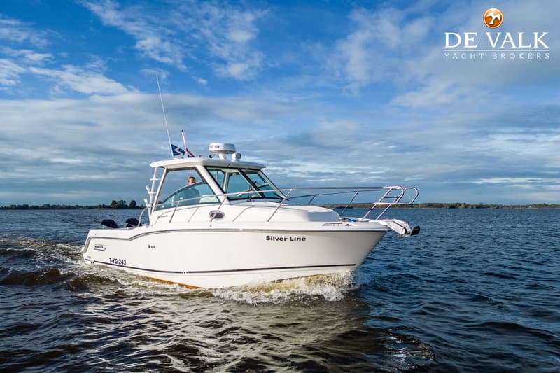 Boston Whaler 285 Conquest Pilothouse foto 3