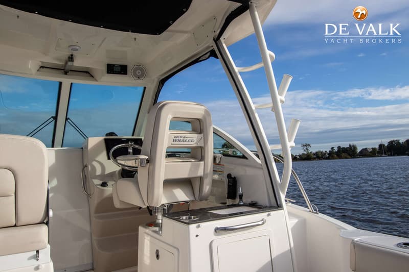 Boston Whaler 285 Conquest Pilothouse foto 23