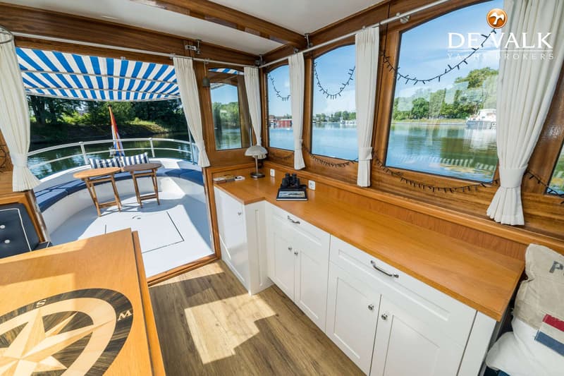 Luxe motor 28M foto 21
