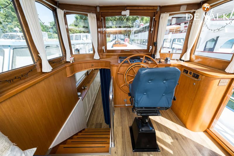 Luxe motor 28M foto 23