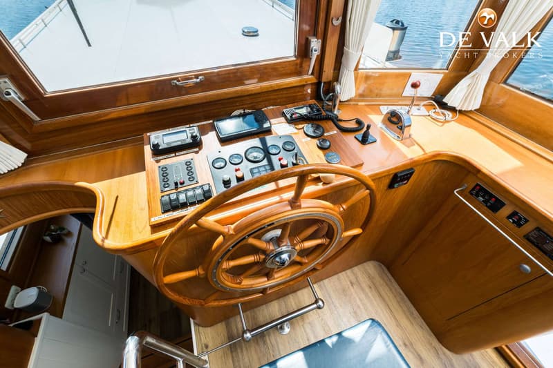 Luxe motor 28M foto 24