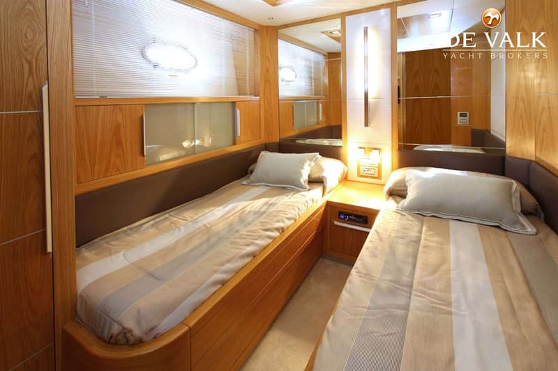 Rodman Muse 74 foto 22
