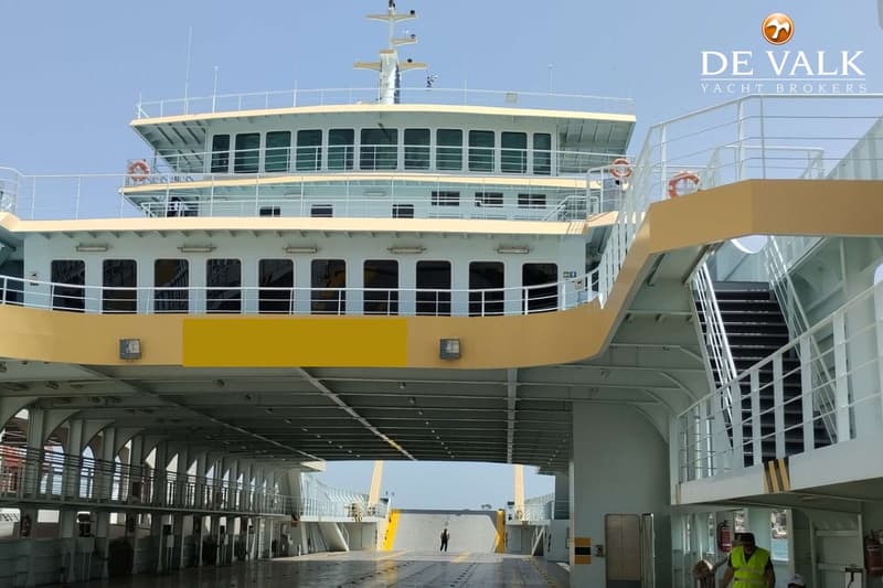 RO/PAX DOUBLE ENDED FERRY 107 M foto 7