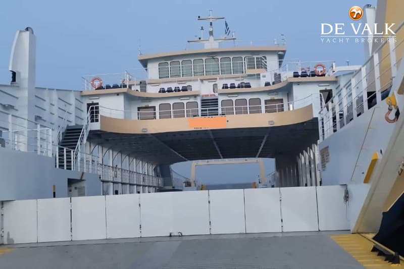 RO/PAX DOUBLE ENDED FERRY 78 M foto 13