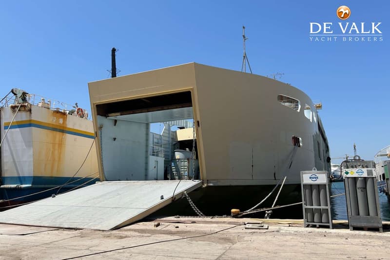 RO/PAX DOUBLE ENDED FERRY 100 M foto 3