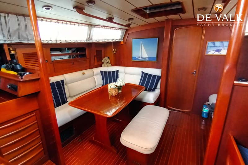 Hallberg Rassy 45 foto 21