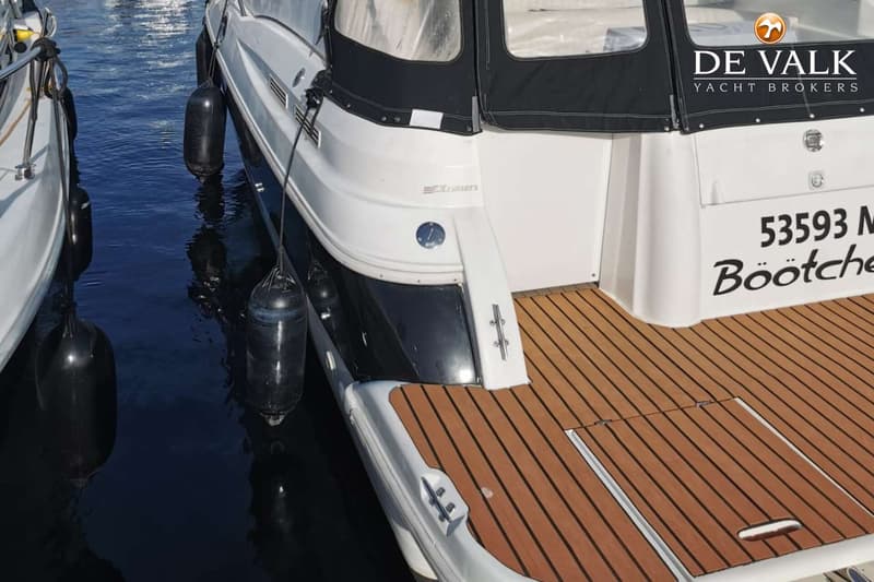 Cruisers Yachts 3075 Rogue foto 5