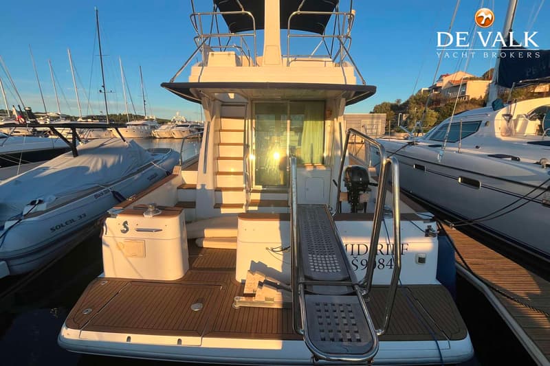 Beneteau Antares 13.80 foto 4